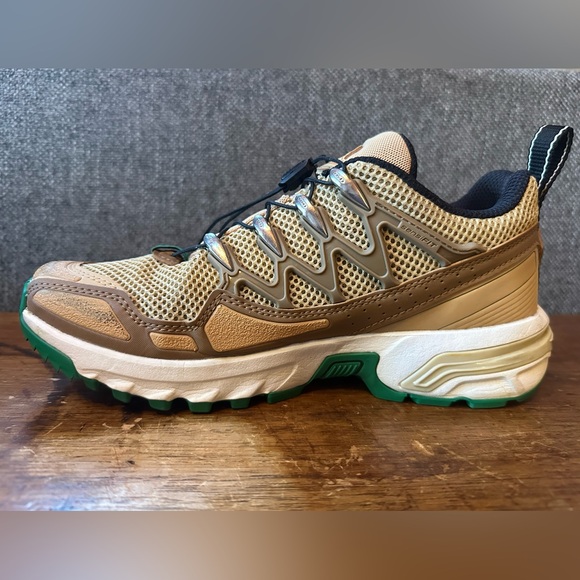 Salomon ACS+ OG in the colorway Taffy / Rubber / Jolly - Picture 2 of 6